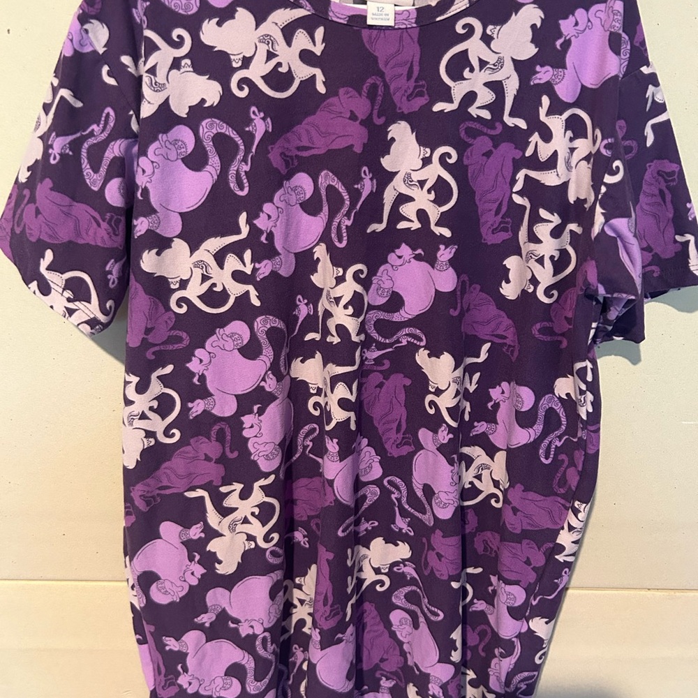 LuLaRoe Kids Shirt - Purple and Lavender Cat Print